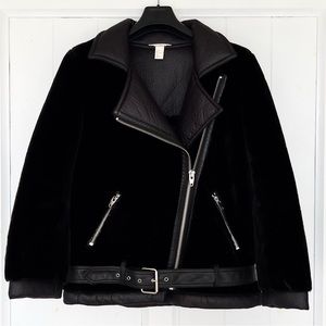 ZARA Black Faux Teddy Velvet Winter Jacket with Faux Leather Details and Belt